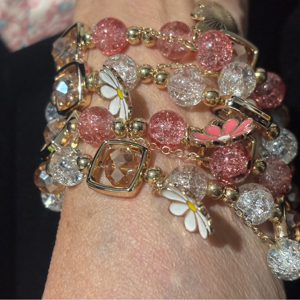Festive Springtime Pink and White Beaded Bracelets with Daisy Flower 4pc Set